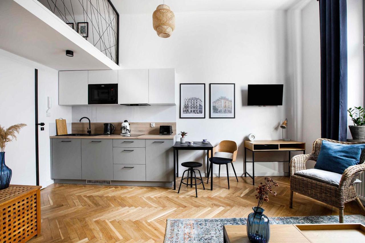 Charming Studio With Kitchen - Old Town, Main Station Krakkó Kültér fotó